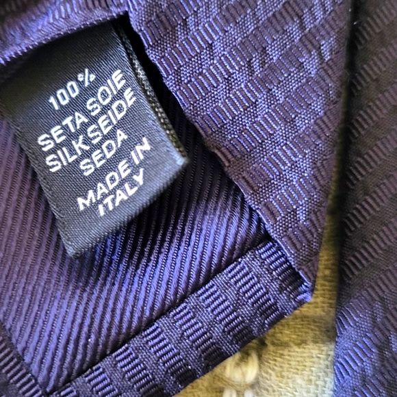 Ermenegildo Zegna Subtlely Striped/Textured Indigo Colored Tie - Picture 2 of 4